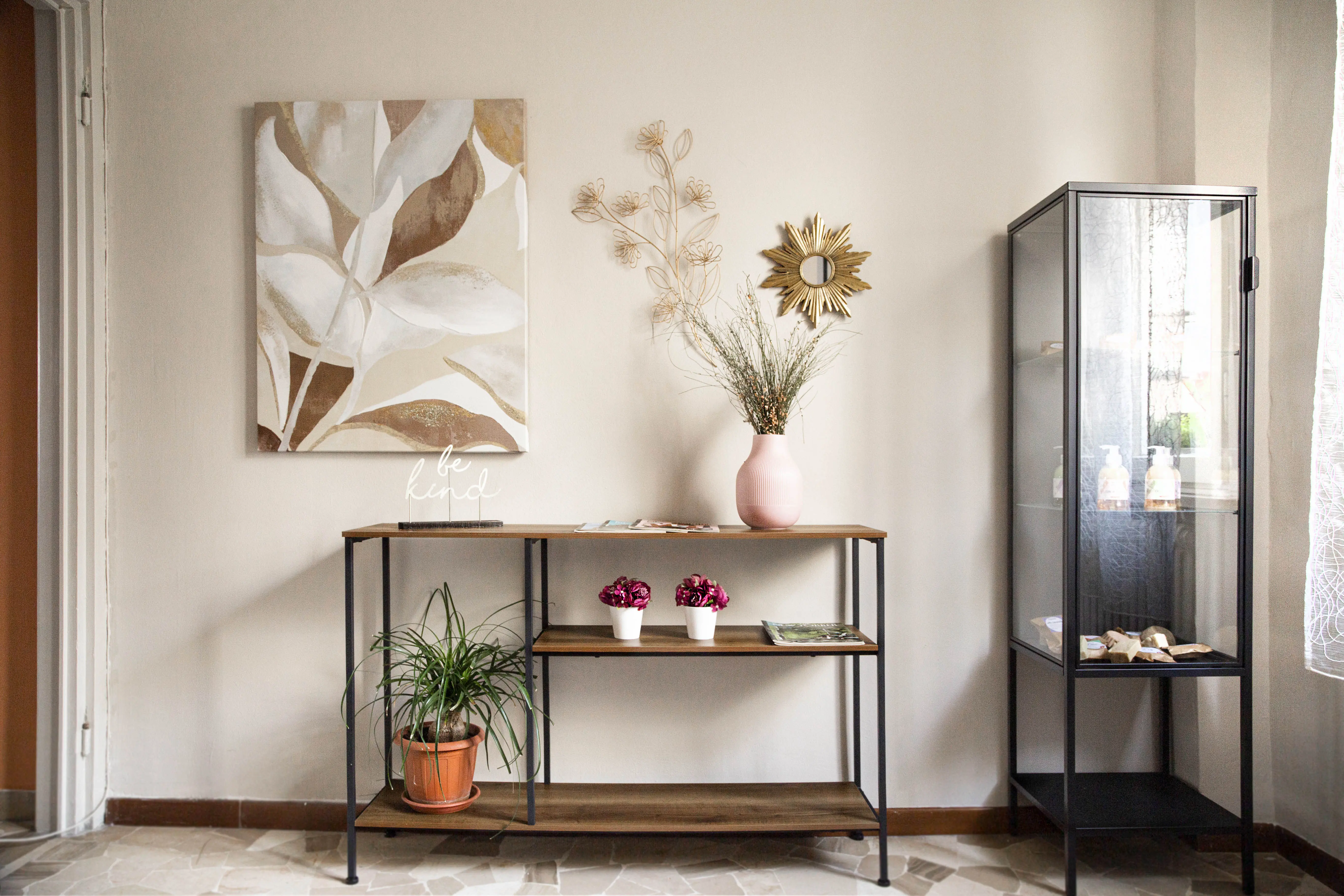 allestimento-di-zona-accoglienza