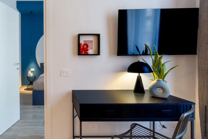 work-space-di-Airbnb-a-milano-urban-in-love-di-placetostay