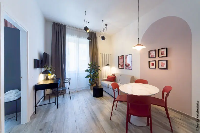 living-di-Airbnb-a-milano-urban-in-love-di-placetostay