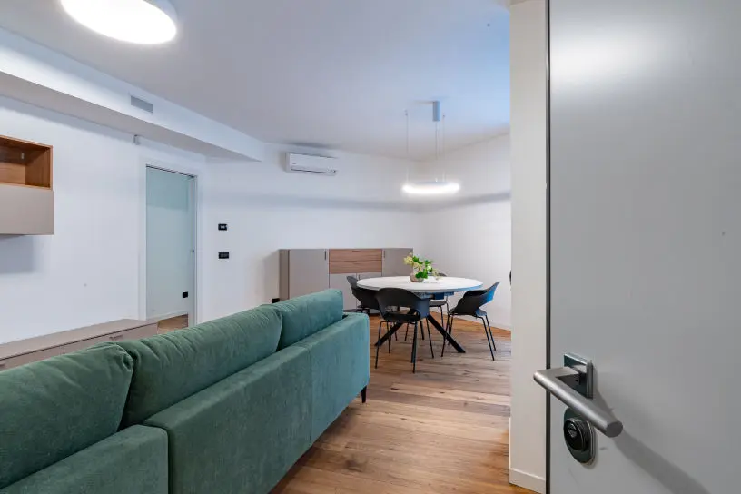 home-staging-arredato-nuova-costruzione-con-monika-nieszkowiecka