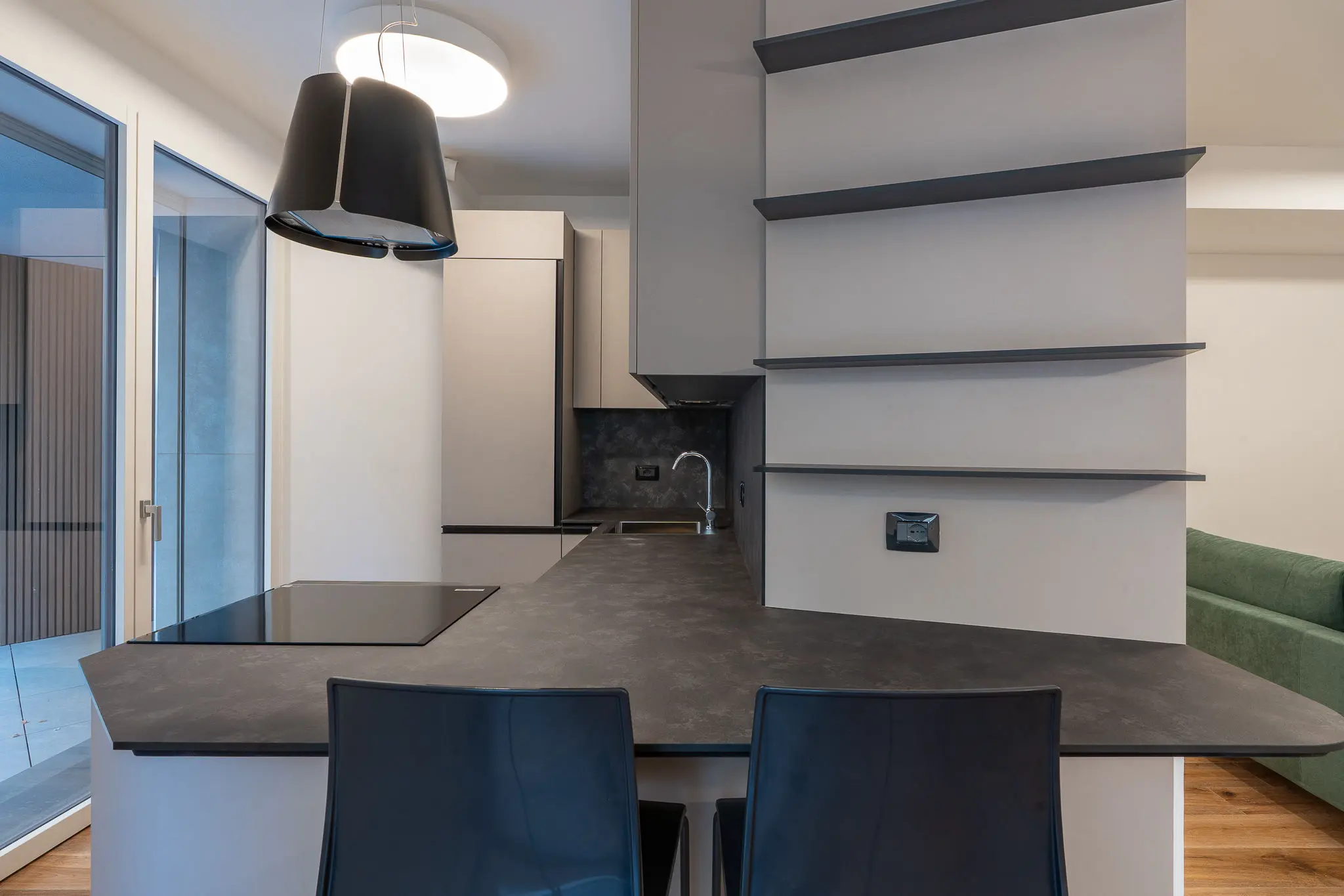 home-staging-arredato-nuova-costruzione-con-monika-nieszkowiecka